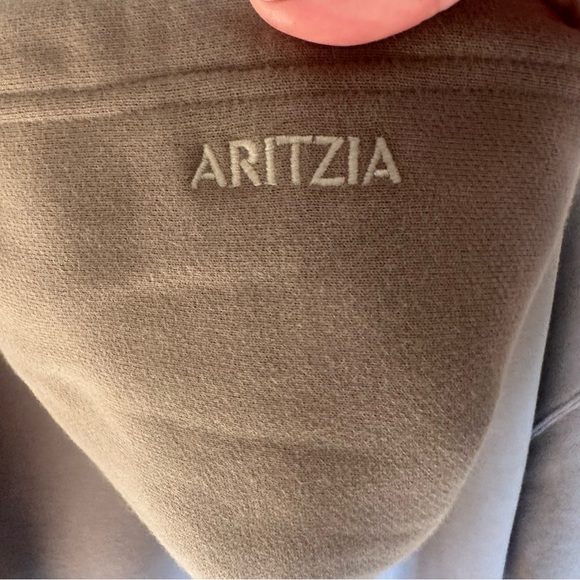 Aritzia Cozy Sweatfleece Boyfriend Zip Hoodie in Turner Taupe - Picture 6 of 10